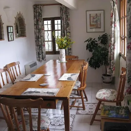 17th Century Stone House, Pool, Air-conditioned Villa *