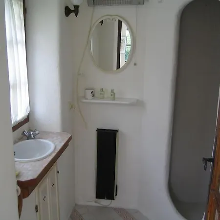 17th Century Stone House, Pool, Air-conditioned